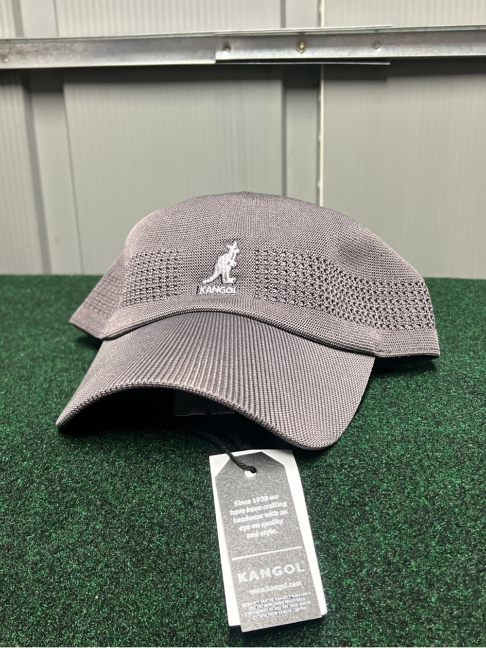 Kangol Tropic Ventair Space Cap Size Medium NWT